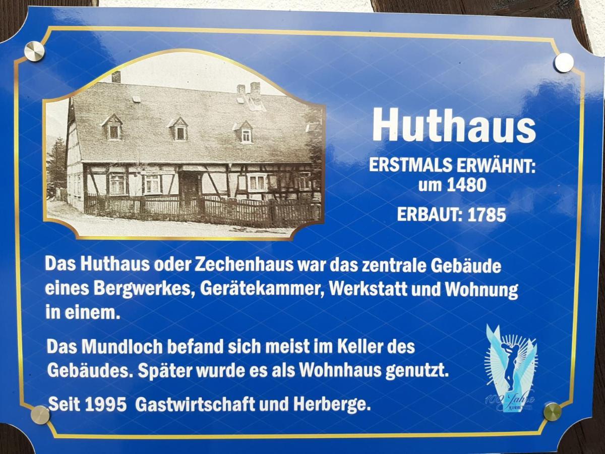 Wirtschaft & Pension Zum Huthaus 施内贝格 外观 照片